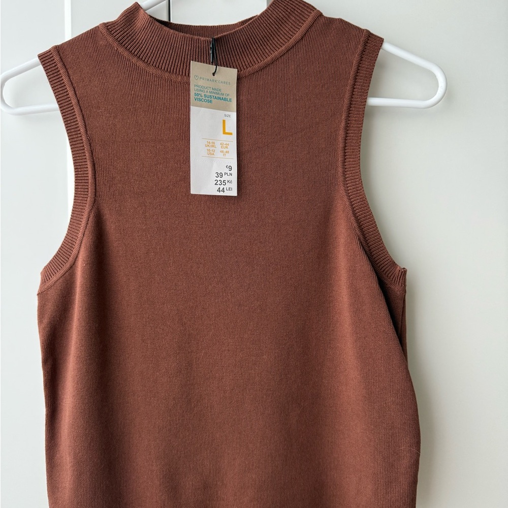 Primark Brown Fitted Sleeveless Tank Top with Mandarin Collar